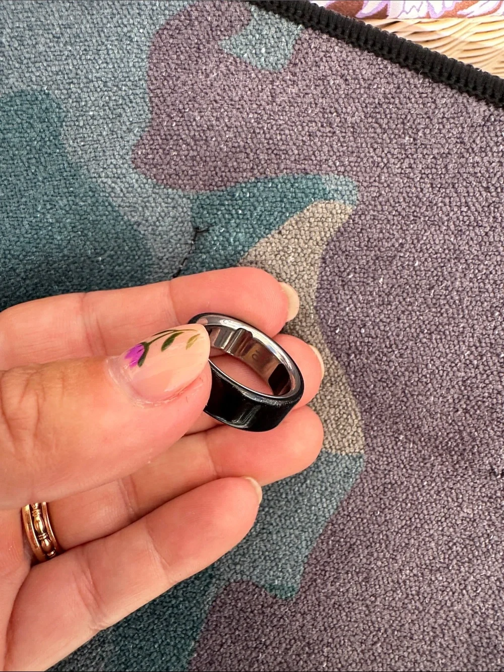 Oura ring 4 black